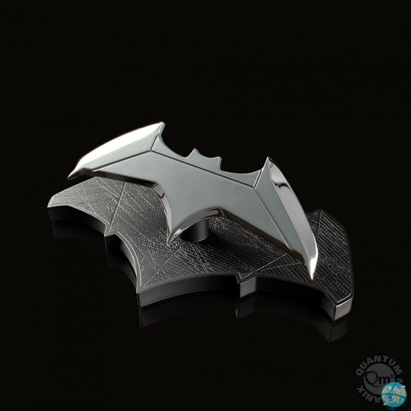 DC Movies - Batman Batarang Replika: Quantum Mechanix