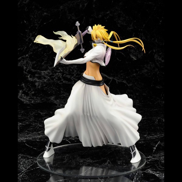 Bleach - Tia Harribel Statue: MegaHouse