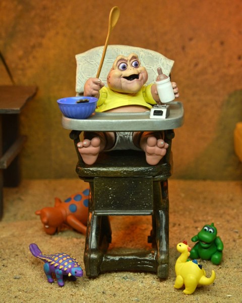 Dinosaurs - Baby Sinclair Actionfigur / Ultimate: NECA