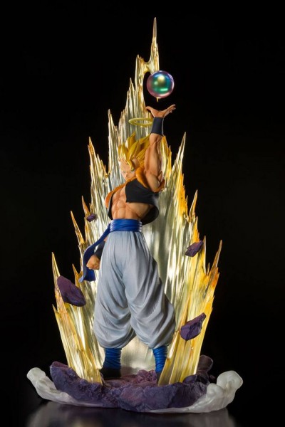 Dragon Ball Z - Super Saiyan Gogeta Statue / FiguartsZERO: Tamashii Nations