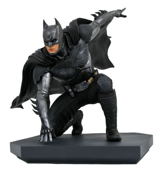 Injustice 2 - Batman Statue / DC Video Game Gallery: Diamond Select