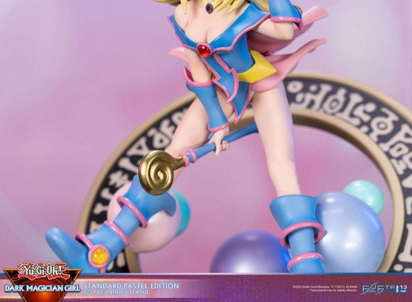 Yu-Gi-Oh! - Dark Magician Girl Statue / Pastel Edition: First 4 Figures
