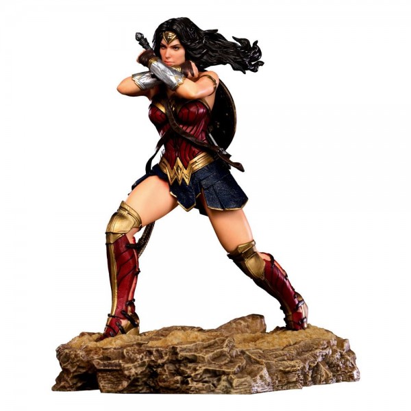 Zack Snyder's Justice League - Wonder Woman Statue / Art Scale: Iron Studios