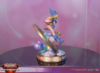 Vorschau: Yu-Gi-Oh! - Dark Magician Girl Statue / Pastel Edition: First 4 Figures Vorschau: Yu-Gi-Oh! - Dark Magician Girl Statue / Pastel Edition: First 4 Figures