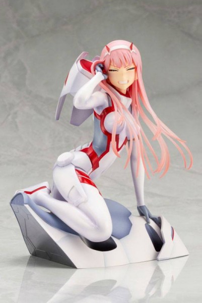 Darling in the Franxx - Zero Two Statue / The 13th Unit Version: Kotobukiya