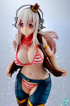 Vorschau: Super Sonic - Super Sonico Statue - Cowgirl Ver.: Vertex Vorschau: Super Sonic - Super Sonico Statue - Cowgirl Ver.: Vertex