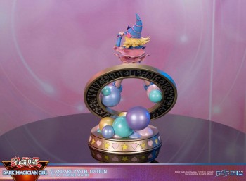 Vorschau: Yu-Gi-Oh! - Dark Magician Girl Statue / Pastel Edition: First 4 Figures Vorschau: Yu-Gi-Oh! - Dark Magician Girl Statue / Pastel Edition: First 4 Figures