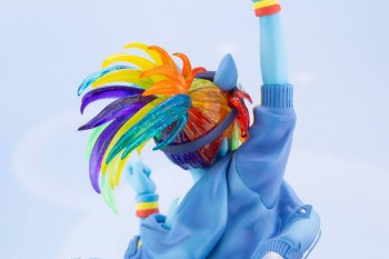 Vorschau: Mein kleines Pony - Rainbow Dash Statue / Bishoujo - Limited Edition: Kotobukiya Vorschau: Mein kleines Pony - Rainbow Dash Statue / Bishoujo - Limited Edition: Kotobukiya