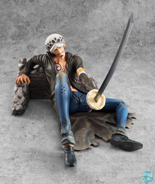 One Piece - Trafalgar Law Statue - P.O.P Excellent Model / VS Version Limited Edition: MegaHouse