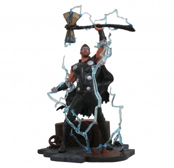Avengers Infinity War - Thor Statue / Marvel Gallery: Diamond Select Avengers Infinity War - Thor Statue / Marvel Gallery: Diamond Select