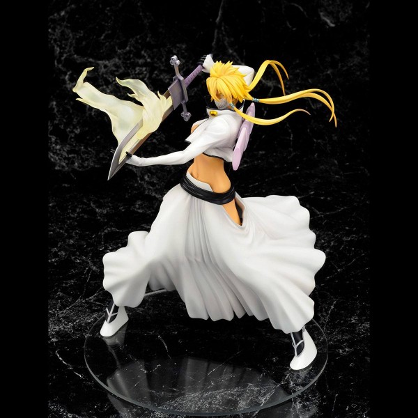 Bleach - Tia Harribel Statue: MegaHouse