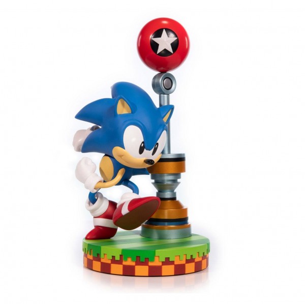 Sonic the Hedgehog - Sonic Statue: First 4 Figures