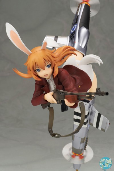 Strike Witches - Charlotte E. Yeager Statue: Alter