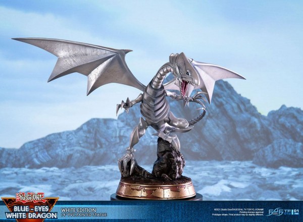 Yu-Gi-Oh! - Blue-Eyes White Dragon Statue / White Edition: First 4 Figures