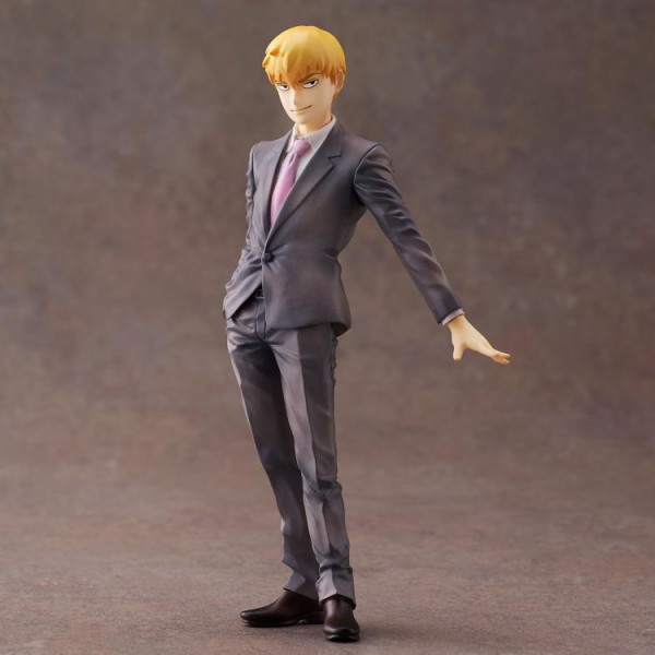 Mob Psycho- Arataka Reigen Statue: Union Creative