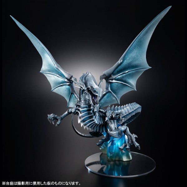 Yu-Gi-Oh! - Blue Eyes White Dragon Statue / Art Works Monsters - Holographic Ver.: MegaHouse