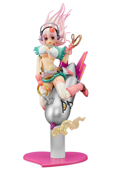 Super Sonico Statue / Love Bomber Version: Ques Q