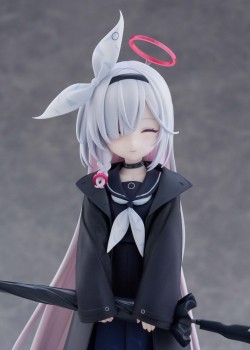 Anteprima: Blue Archive - Plana Statue: Golden Head Anteprima: Blue Archive - Plana Statue: Golden Head