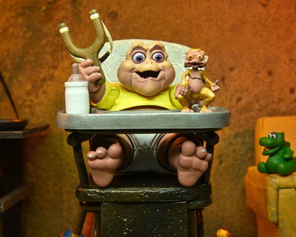Dinosaurs - Baby Sinclair Actionfigur / Ultimate: NECA