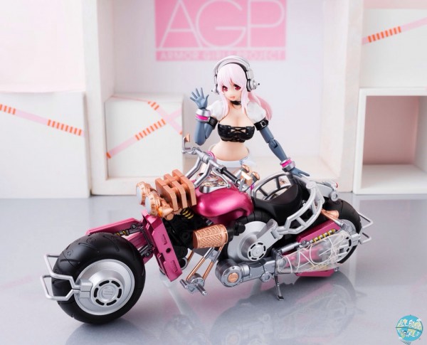 Nitro Super Sonic - Super Sonico with Super Bike Robo - Armor Girls Project: Bandai