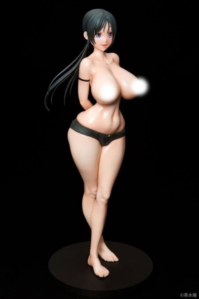 Koumi Island - Konomi Tachibana Statue: Q-Six