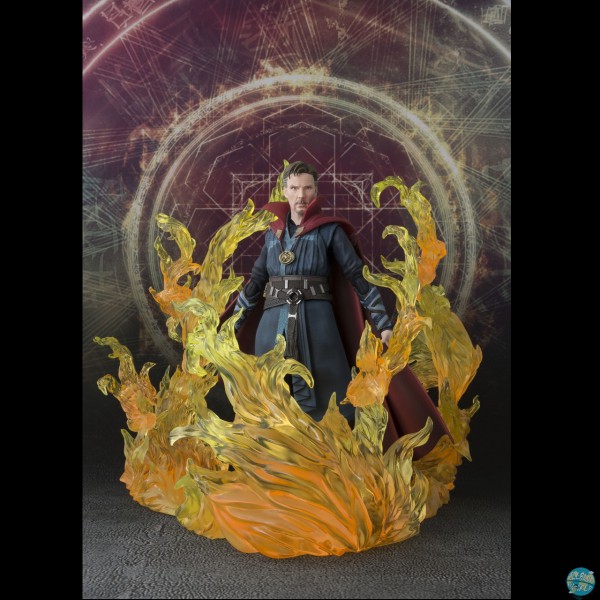 Marvel - Doctor Strange & Burning Flame Set Actionfigur - S.H. Figuarts: Bandai