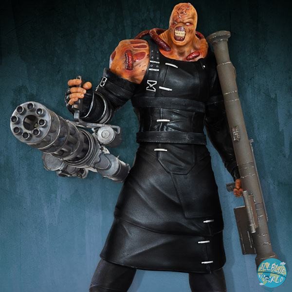 Resident Evil - Nemesis Statue (Beschädigte Verpackung): Hollywood Collectibles Group
