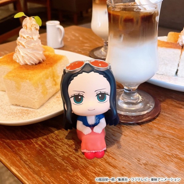 One Piece - Nico Robin Figuren / Look Up: Megahouse