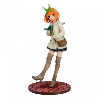 The Quintessential Quintuplets - Yotsuba Nakano Statue / Date Style Version: Good Smile Company The Quintessential Quintuplets - Yotsuba Nakano Statue / Date Style Version: Good Smile Company