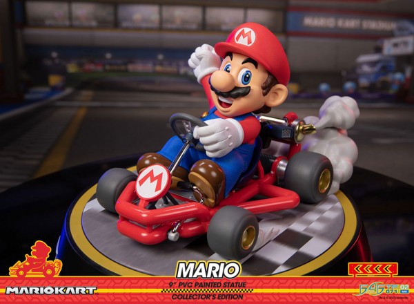 Mario Kart - Mario Statue / Collector's Edition: First 4 Figures
