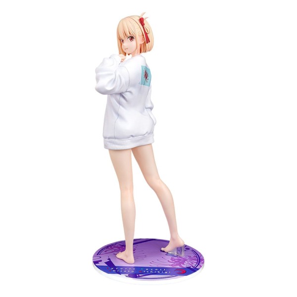Lycoris Recoil - Chisato Nishikigi Statue / Oversized Sweatshirt Version: Phat!