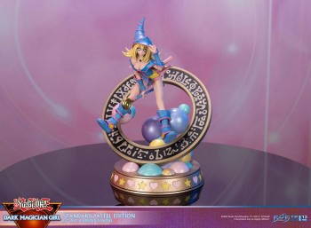 Vorschau: Yu-Gi-Oh! - Dark Magician Girl Statue / Pastel Edition: First 4 Figures Vorschau: Yu-Gi-Oh! - Dark Magician Girl Statue / Pastel Edition: First 4 Figures