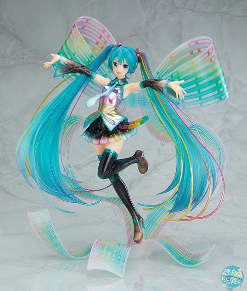 Character Vocal Series 01 - Hatsune Miku Statue - 10th Anniversary Version / Memorial Box: Good Smil