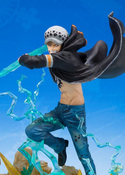 One Piece - Trafalgar Law Figur - FiguartsZERO / Gamma Knife Version: Bandai