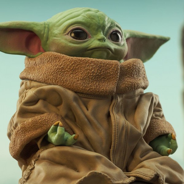 Star Wars The Mandalorian - Grogu on Seeing Stone Statue: Gentle Giant