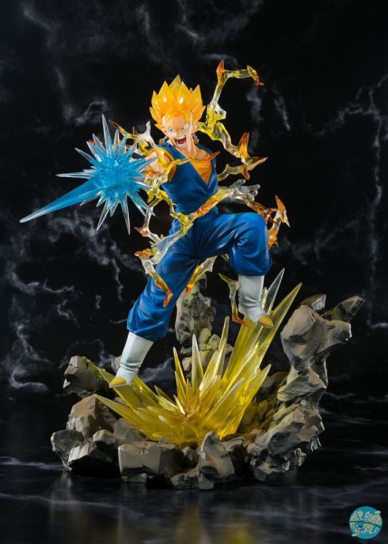 Dragonball Z - SSJ Vegeto Statue - FiguartsZERO / Tamashii Web Exclusive: Bandai