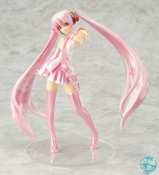 Character Vocal Series 01 - Hatsune Miku Statue - Sakura Version: Good Smile Company