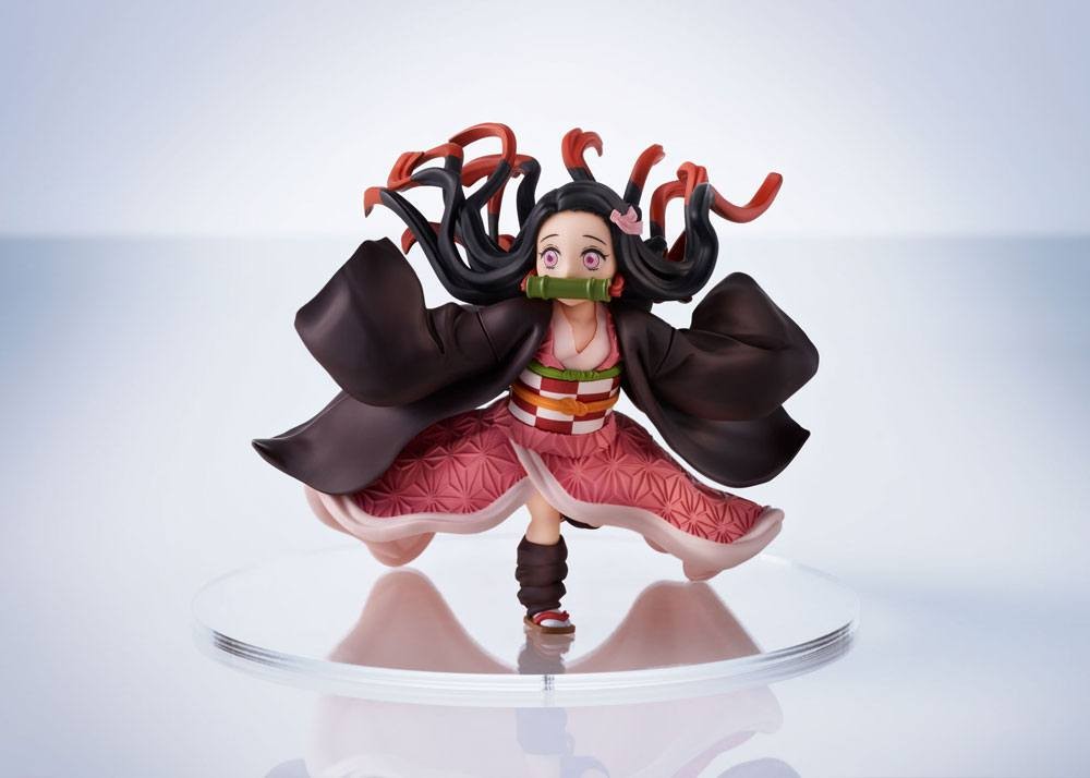 Pack Com 5 Estátuas Mini Figuras Tanjuro Kamado, Nezuko Kamado