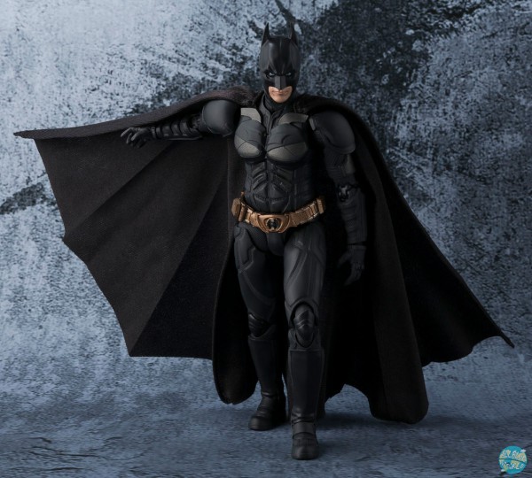 The Dark Knight - Batman Actionfigur - S.H.Figuarts: Bandai