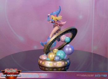 Vorschau: Yu-Gi-Oh! - Dark Magician Girl Statue / Pastel Edition: First 4 Figures Vorschau: Yu-Gi-Oh! - Dark Magician Girl Statue / Pastel Edition: First 4 Figures