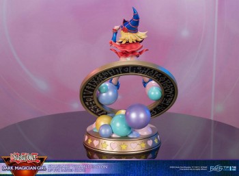 Vorschau: Yu-Gi-Oh! - Dark Magician Girl Statue / Vibrant Edition: First 4 Figures Vorschau: Yu-Gi-Oh! - Dark Magician Girl Statue / Vibrant Edition: First 4 Figures