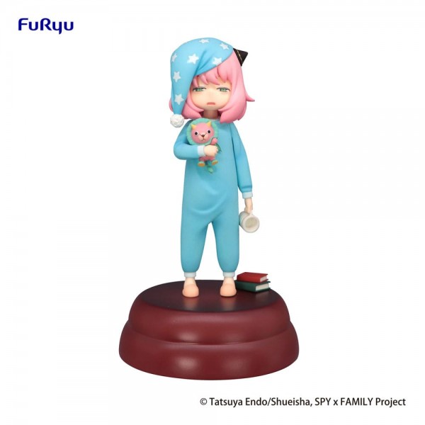 Spy × Family - Anya Forger with Penguin Figur / Sleepwear Exceed Creative: Furyu