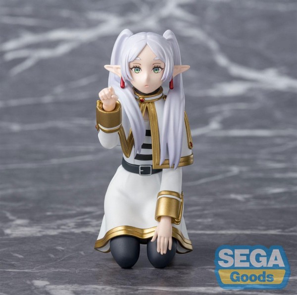 Frieren: Beyond Journey's End - Frieren Figur / PM Perching Poking Something: Sega