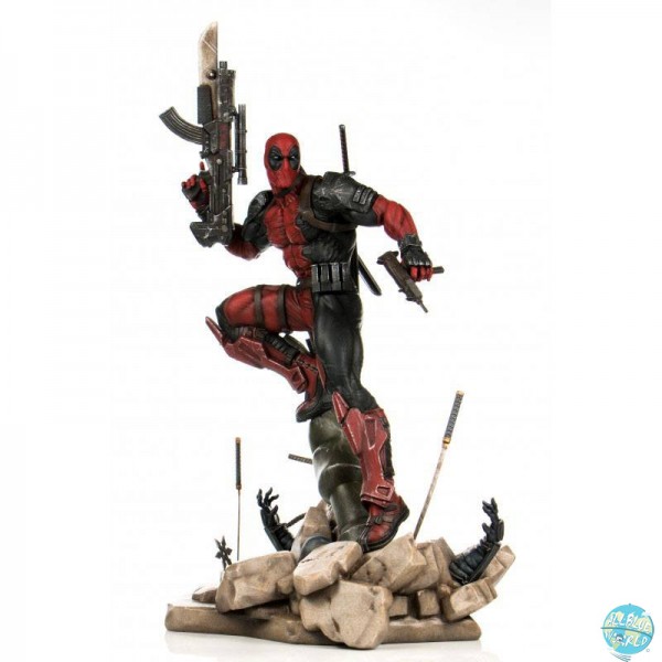 Marvel Comics - Deadpool Statue / PrototypeZ by Erick Sosa: Semic