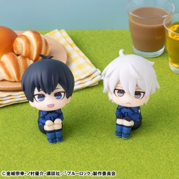 Blue Lock - Yoichi Isagi & Seishiro Nagi Statue / Japanese National Player Match (with gift): MegaHo Blue Lock - Yoichi Isagi & Seishiro Nagi Statue / Japanese National Player Match (with gift): MegaHo