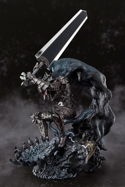 Berserk - Berserker ARmor Guts Actionfigur / Figuarts ZERO - Metallic Touch: Tamashii Nations