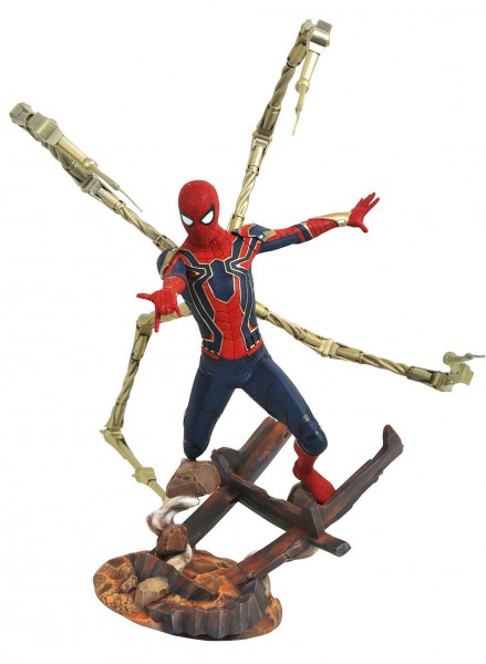 Avengers Infinity War - Iron Spider-Man Statue / Marvel Premier Collection: Diamond Select