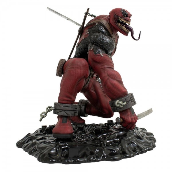 Marvel Comic Gallery Deluxe - Venompool Statue: Diamond Select