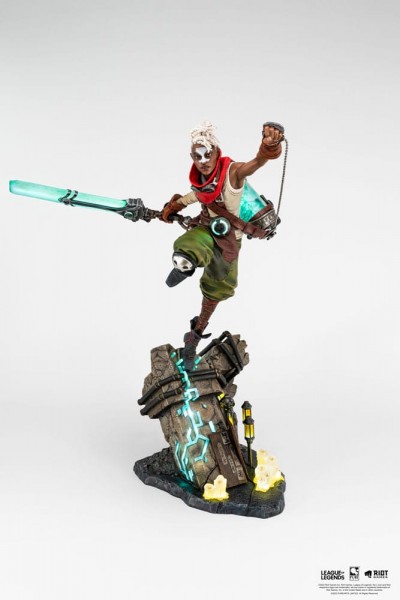 League of Legends - Ekko Statue: Pure Arts